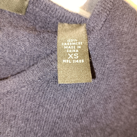 Lord & Taylor 100% Cashmere Cardigan Sweater in Black, Size XS - Picture 5 of 12